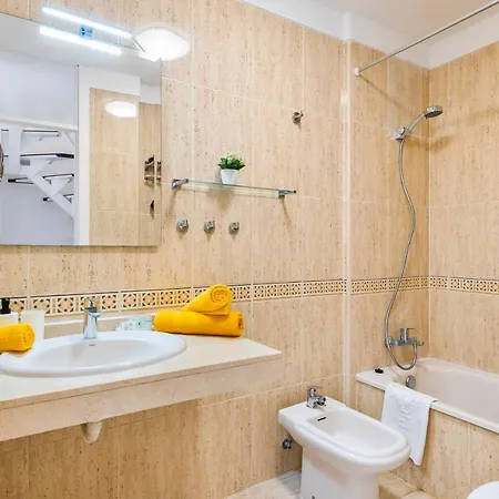 1314 Fabulous 2 Bedroom Roof Terrace Callao Salvaje