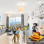 1314 Fabulous 2 Bedroom Roof Terrace *