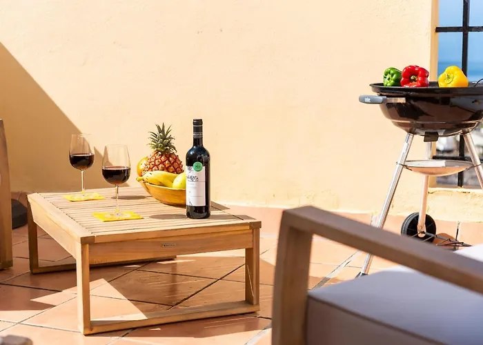 1314 Fabulous 2 Bedroom Roof Terrace