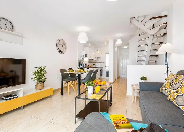 1314 Fabulous 2 Bedroom Roof Terrace Appartement Callao Salvaje